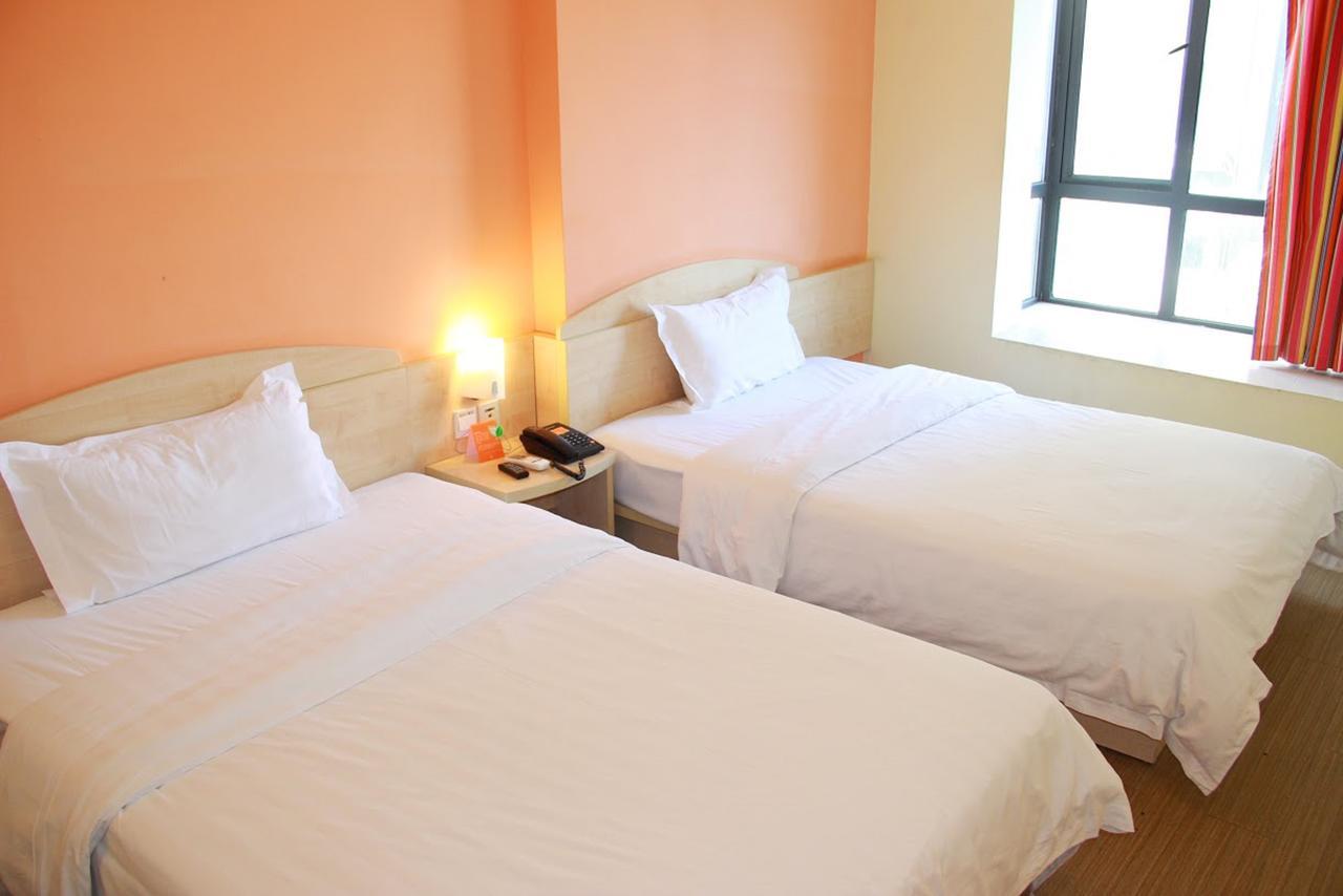 7Days Inn Huludao Xingcheng Hot Spring Street Exterior foto